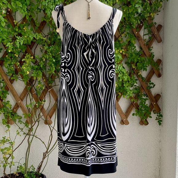 White House Black Market Geometric Sleeveless Black White Tan Shift Dres… - Picture 2 of 10